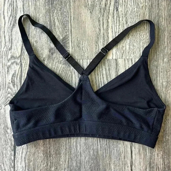 Good American Bra Black Jacquard Slim Racer Sports Bra Size Medium Workout Bra - Picture 5 of 5